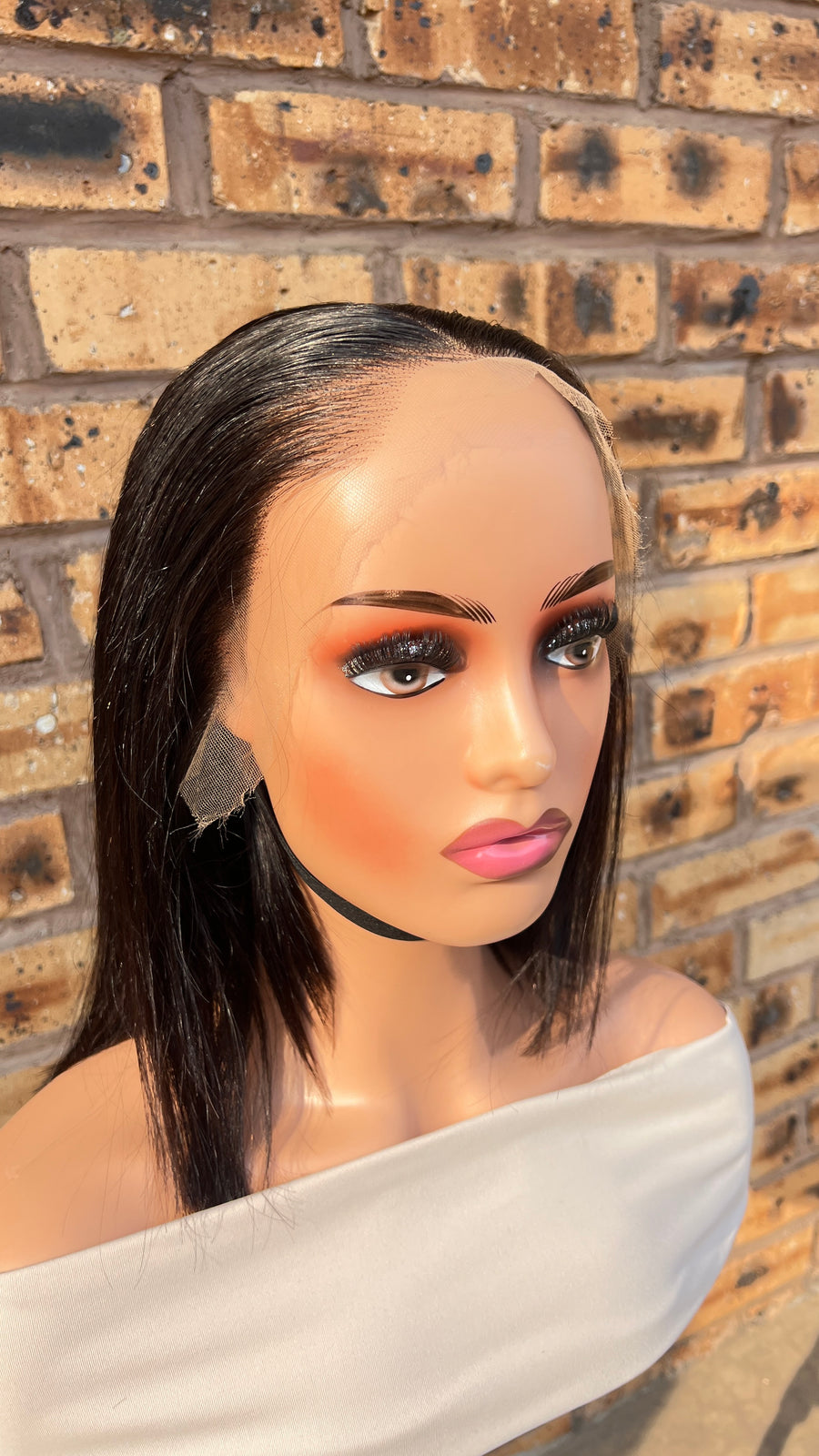 Silky straight HD lagos bob 180D